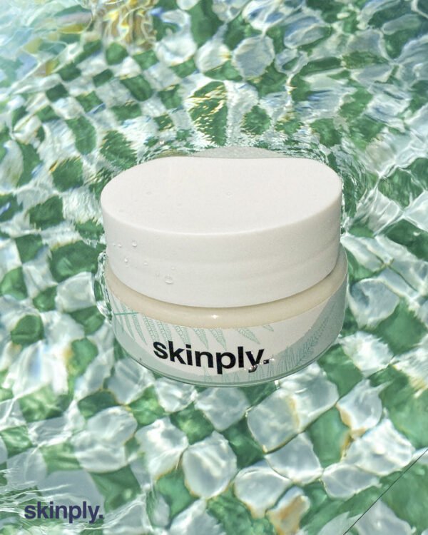 Crema Hidratante con Vitaminas + Protección Luz Azul